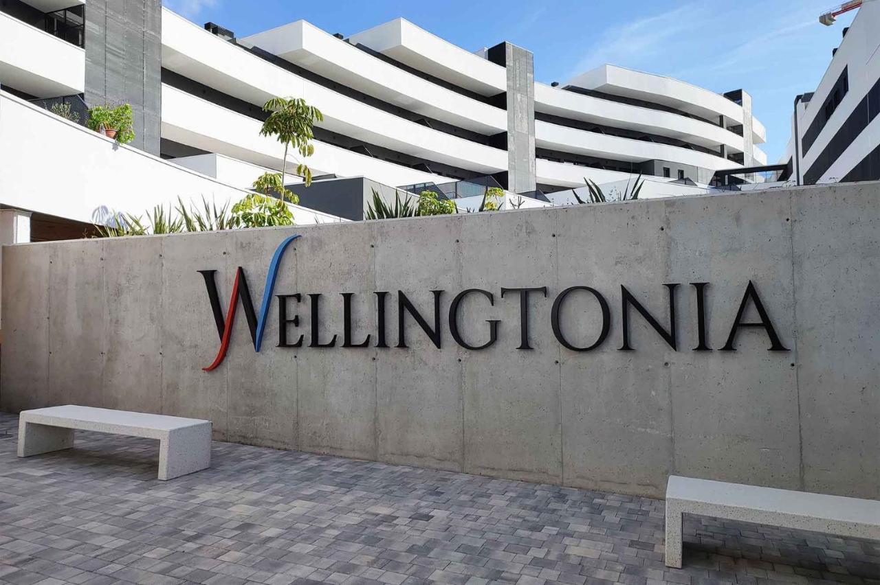 埃斯特波纳Wellingtonia公寓 外观 照片